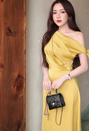 Ivian Dress