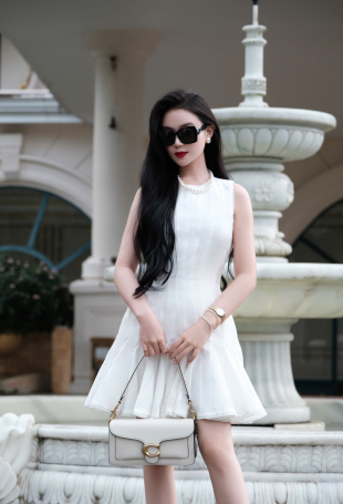 Feila - Swan